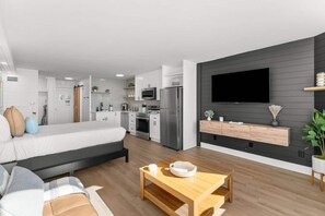 1 Schlafzimmer, Bügeleisen/Bügelbrett, kostenloses WLAN, Bettwäsche