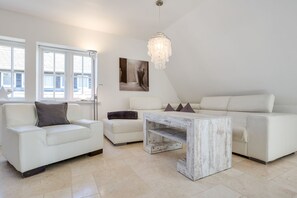 Uklassifisert bilde, 4 av 32, knapp