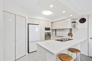 Fridge, microwave, oven, stovetop