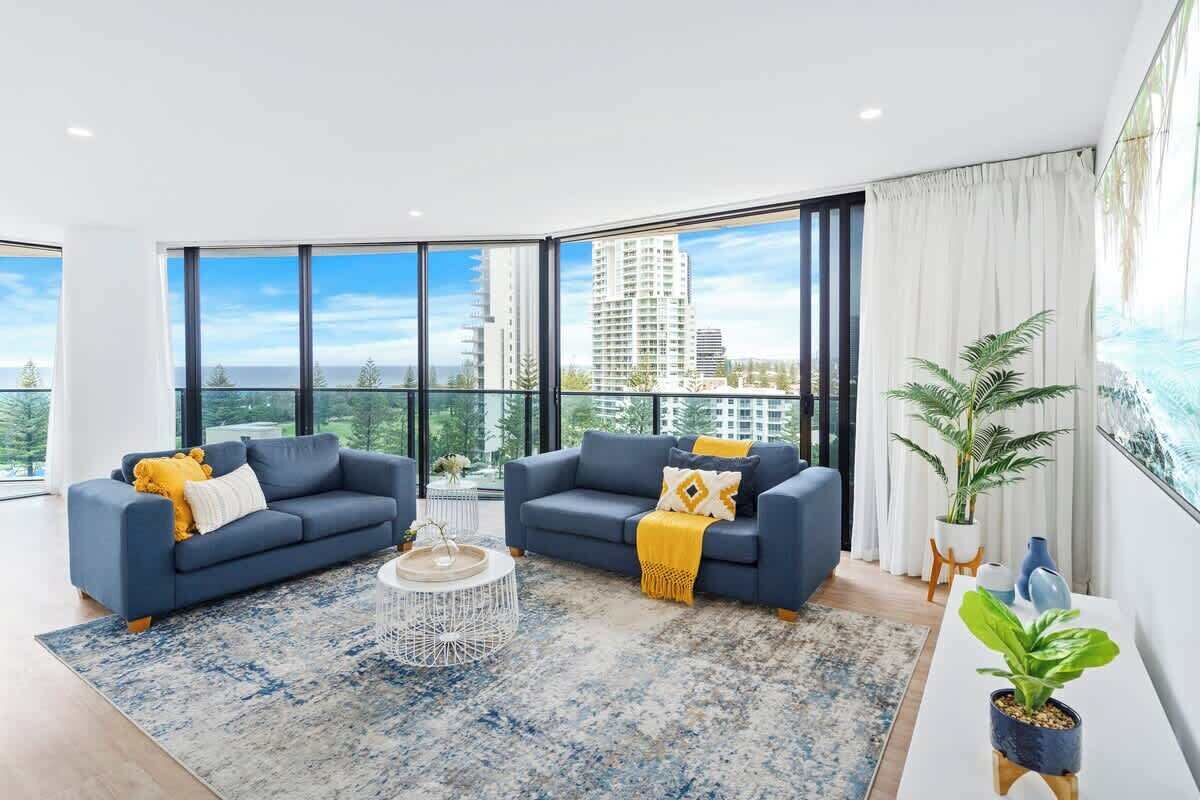 Gold Coast Luxury Resorts welcomes you to our Oracle Apartment.  We don't charge our guests a SERVICE FEE or CLEANING FEES.. Because we love our guests :)