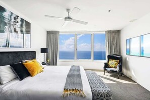 4 bedrooms, iron/ironing board, WiFi