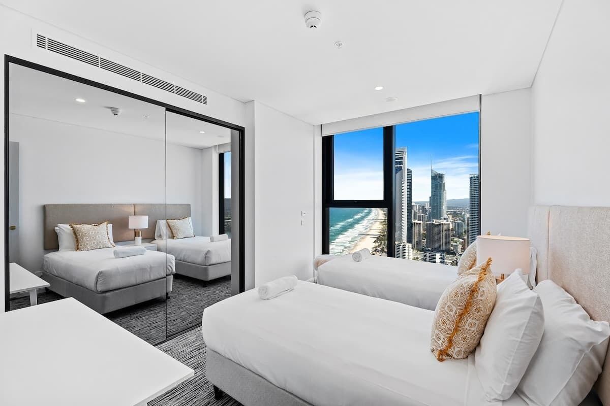 2 quartos, ferros/tábuas de passar roupa, Wi-Fi, roupa de cama