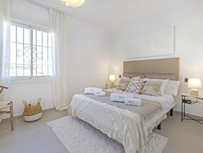 3 Schlafzimmer, Bügeleisen/Bügelbrett, Internetzugang, Bettwäsche