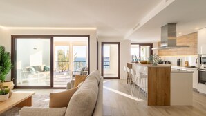 Interior - Banus Harbour Seafront Apartment (Puerto Banús)