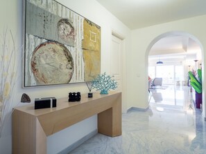 Lobby - Banús Playas del Duque Casa Málaga Mountain Views (Puerto Banús)