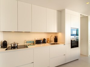 Fridge, microwave, oven, dishwasher