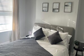 2 makuuhuonetta, Wi-Fi, vuodevaatteet