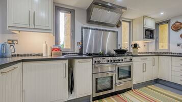 Fridge, microwave, oven, toaster