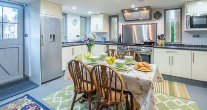 Loch Ness Granary by Interhome