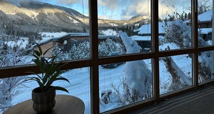 Panorama Chalet “Marei Hütte” - Your vacation home with mountain view and terrace