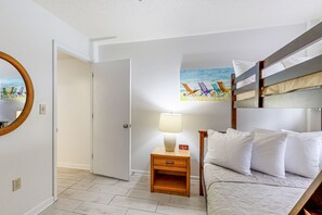 2 dormitorios, tabla de planchar con plancha, Internet y ropa de cama