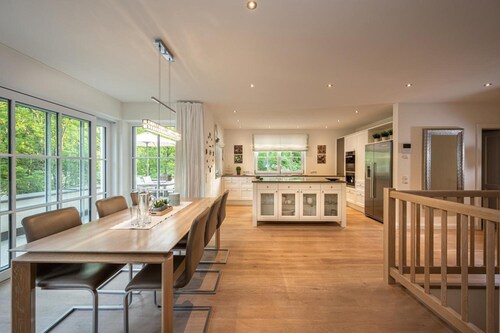 Appartement Ronacher – Spacious Duplex with Mountain Views, Sauna & Garden