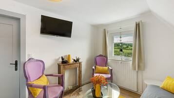 Télévision, cheminée