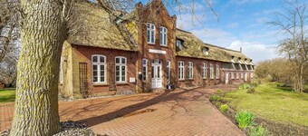 Apartment 'Lübeck' with Private Terrace, Private Garden and Wi-Fi