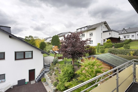 Property grounds. Apartment 'Ferienwohnung Becker Typ B' with Mountain View, Shared Garden and Wi-Fi