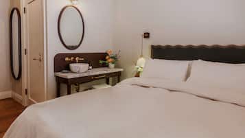 Perushuone | 1 makuuhuone, ylelliset vuodevaatteet, untuvapeitot