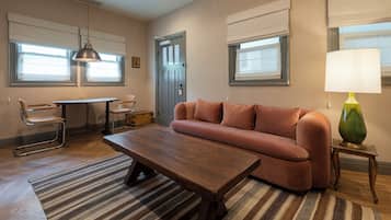 Junior Suite | Living area