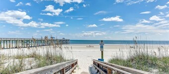 Charming Oceanfront 2-bedroom condo with pool and WiFi in Fernandina Beach