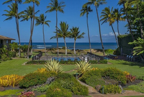Waiohuli Beach Hale C212 Spectacular OceanViews from 2 Bedroom South Maui Beachfront Condo!
