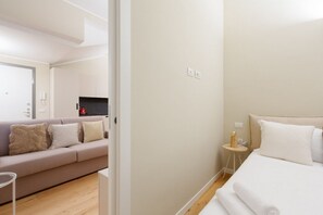 1 chambre, fer et planche à repasser, Wi-Fi, draps fournis