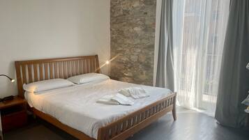 1 chambre, fer et planche Ă repasser, Wi-Fi, draps fournis