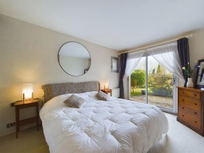 4 bedrooms, free WiFi