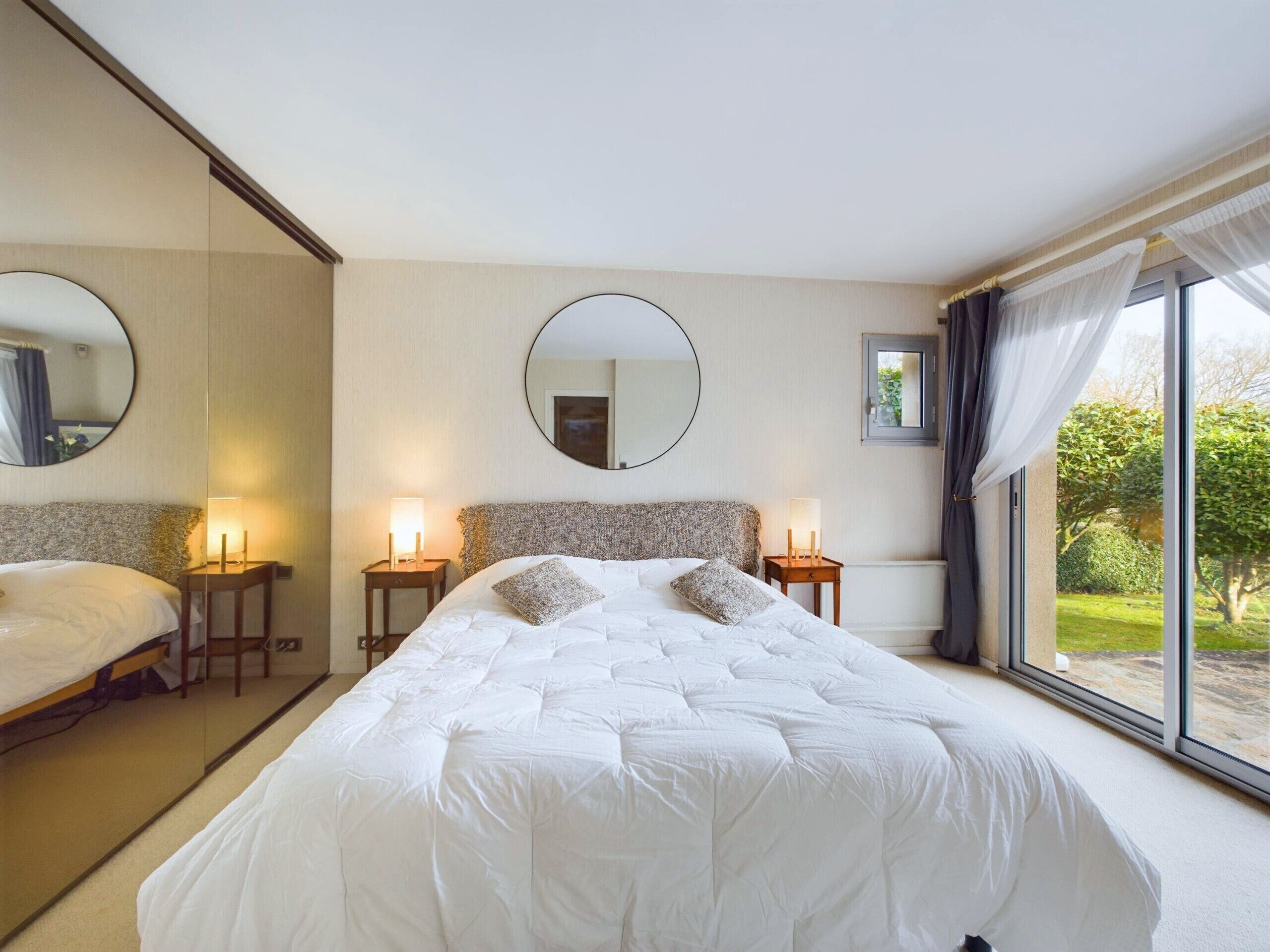 4 bedrooms, free WiFi