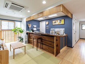 Reception - Business Hotel Awaikeda Eleven 2 (Miyoshi)