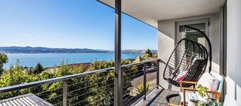 Nicolas Escape panoramic views luxury and space