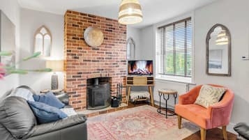 Télévision, cheminée