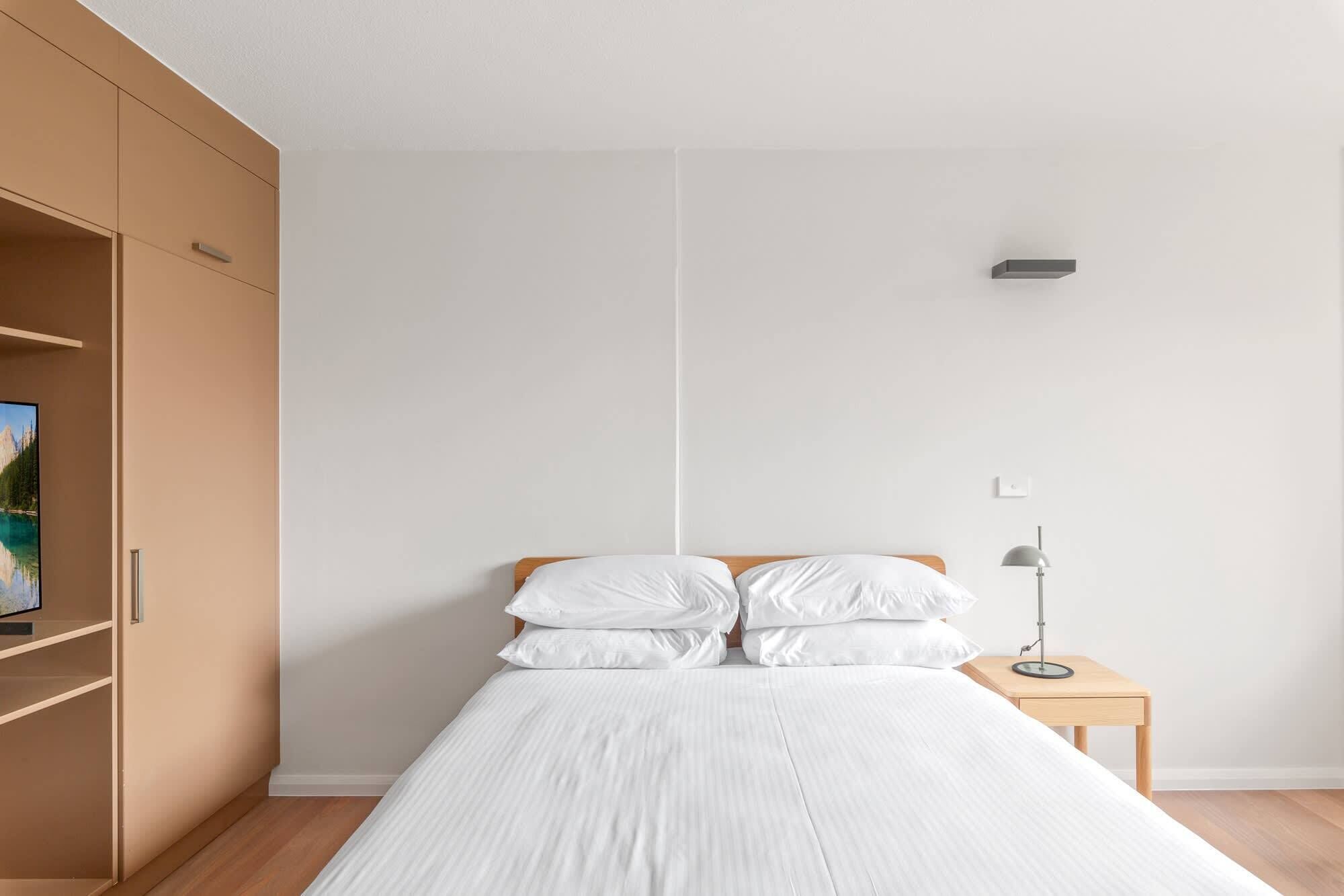 熨斗/熨衣板、WiFi、床单