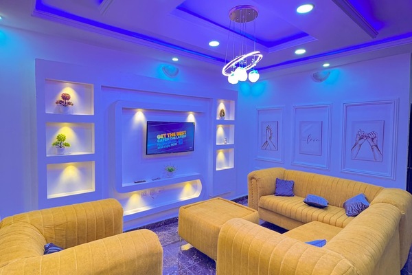 Deluxe Double Room, Balcony | Living area