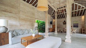 Villa, Pool View | Living area