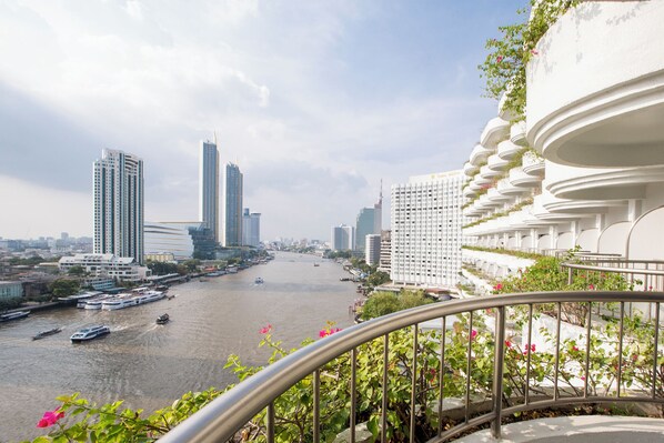 Appartement, 1 chambre, balcon, vue fleuve | Vue sur l’eau