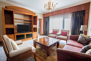 Apartment, 1 Bedroom, Balcony, River View | Living area | 47-inch LED TV with cable channels - Krungthep Wing Apartment (Bangkok)