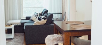 Relax & Explore, Sauna, Metro & Malls 3 Mins Away