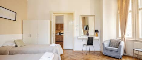 Family Apartment, 2 Bedrooms, Non Smoking, City View