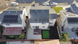 Exterior - 4BR Getaway in Tracy, 2 Min to Hwy, 20% Off Monthly (Tracy)