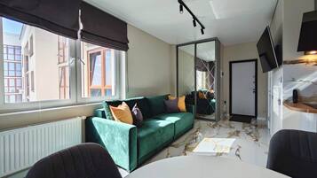 Soundproofing, iron/ironing board, free WiFi