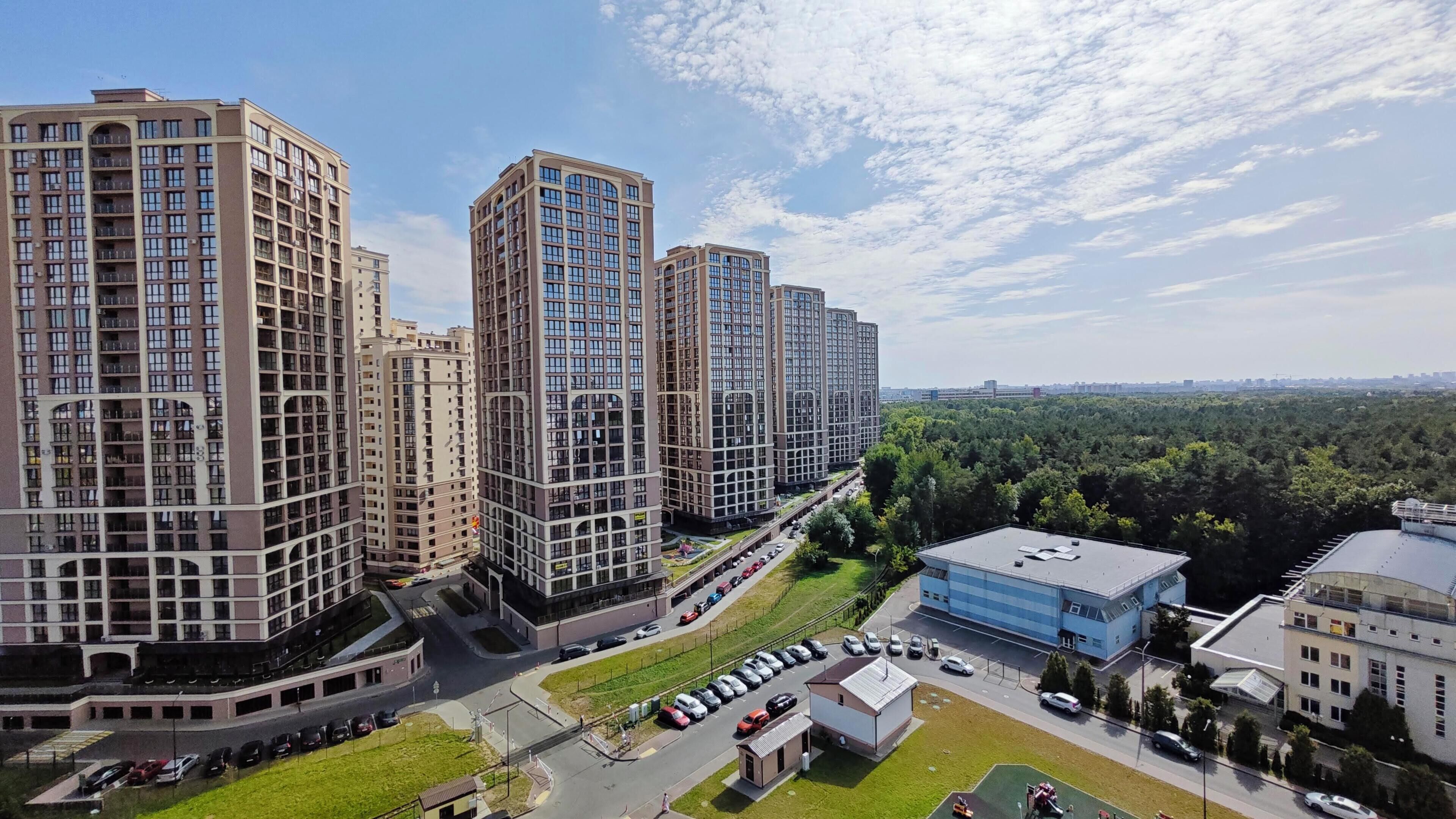 إطلالة على المدينة من المنشأة