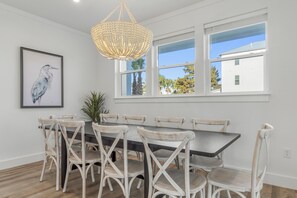 Dining - Be the First to Stay in THE NEWEST Luxury $2mil Beach House! (Miramar Beach)