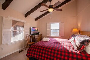 6 bedrooms, free WiFi, bed sheets