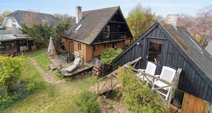 Renovated family home in Listed - Close to sea