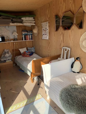 2 habitaciones, tabla de planchar con plancha y wifi gratis