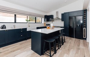 House | 13 bedrooms