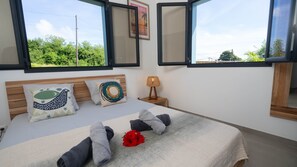 3 makuuhuonetta, silitysrauta/-lauta, Wi-Fi, vuodevaatteet