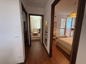 3 室のベッドルーム、WiFi、ベッドシーツ