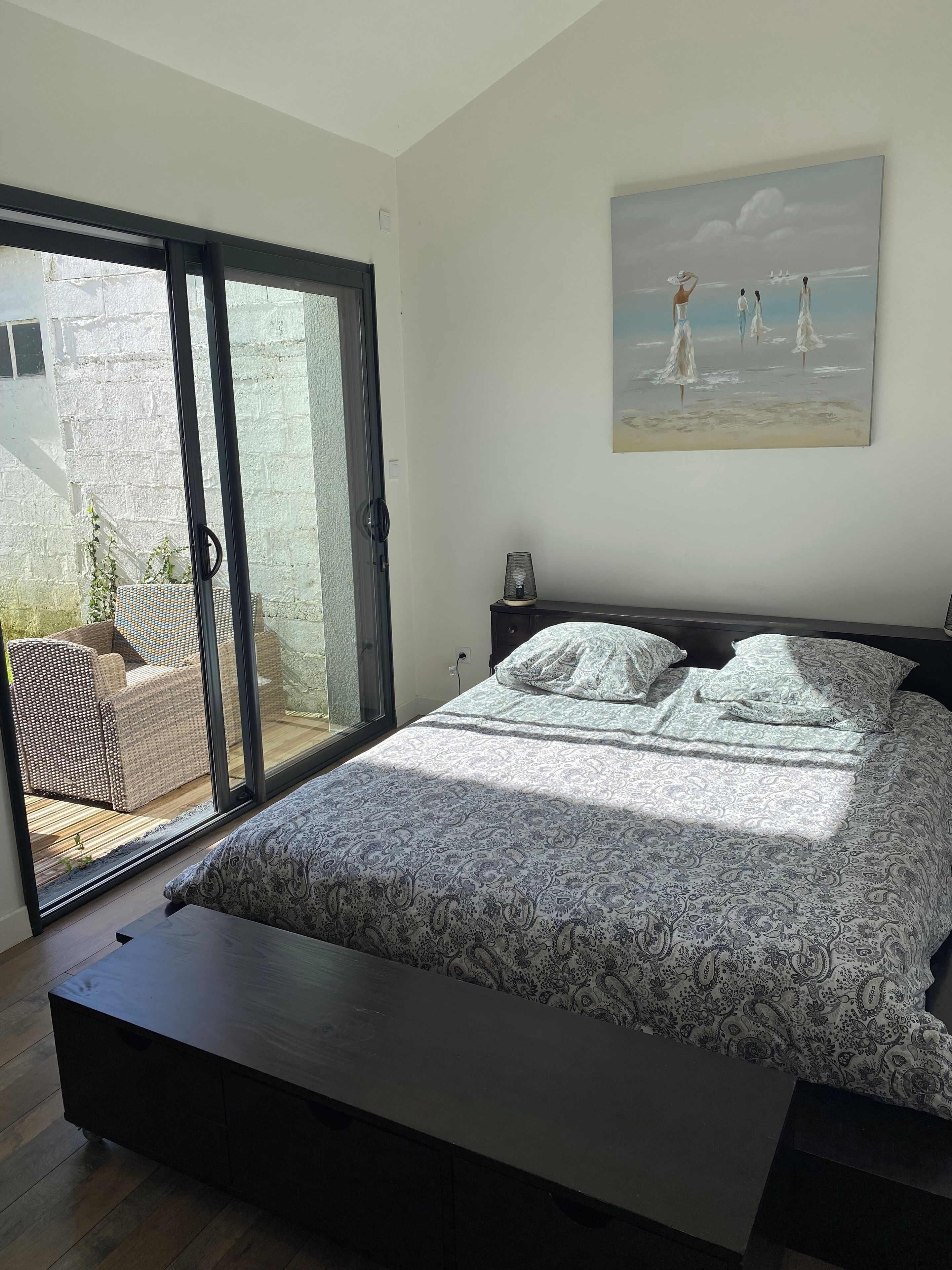 4 bedrooms, iron/ironing board, travel crib, free WiFi