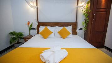 Superior Double Room | Desk, laptop workspace, free WiFi, bed sheets