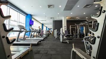 Apartment, 2 Bedrooms, Accessible, City View | Fitness studio